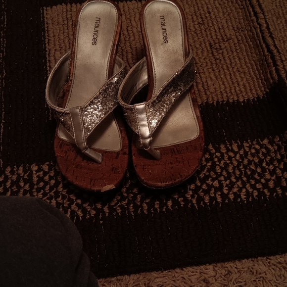 Women's shoes size 10 wedges by Maurice - Picture 3 of 4